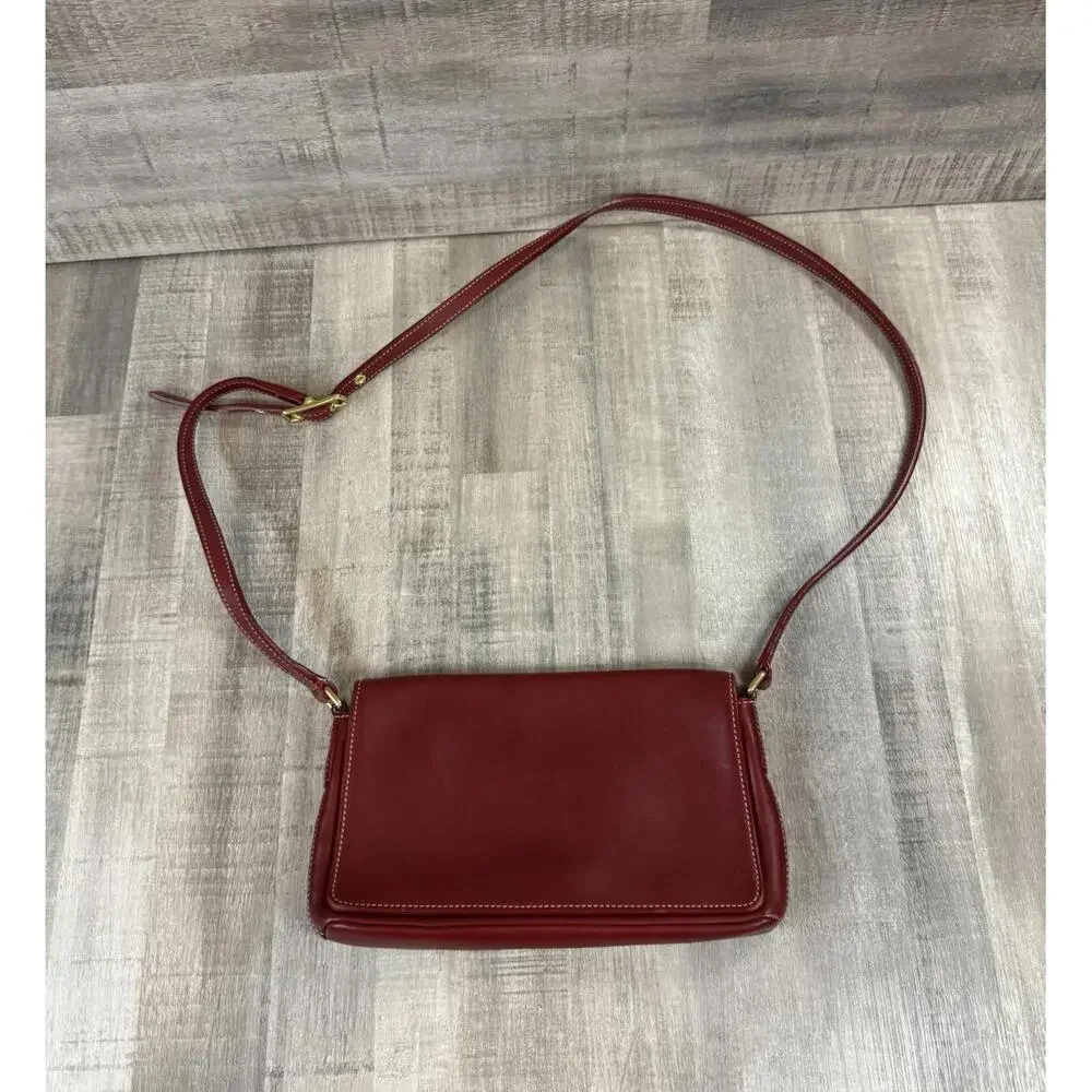 Vintage‎ Coach Convertible Clutch 9755 Red Clutch Leather Pocket Crossbody Purse